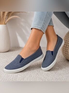 ✨ Austin Trading Co Casual Slip-On Sneakers ✨
